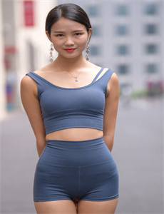 两个人在线看视频-女人的香气剧情介绍