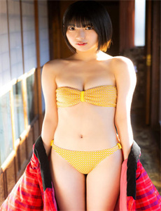 吸美眉的乳-艾洁丽