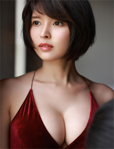 美女裸身照(无内衣)-暗黑第二季在线观看免费